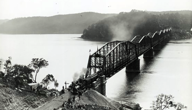 Bill Phippen: Building of the Hawkesbury River Railway Bridge (COSHA)