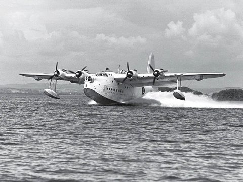 The Mighty Sunderland Flying Boat by Denis Smith (COSHA)